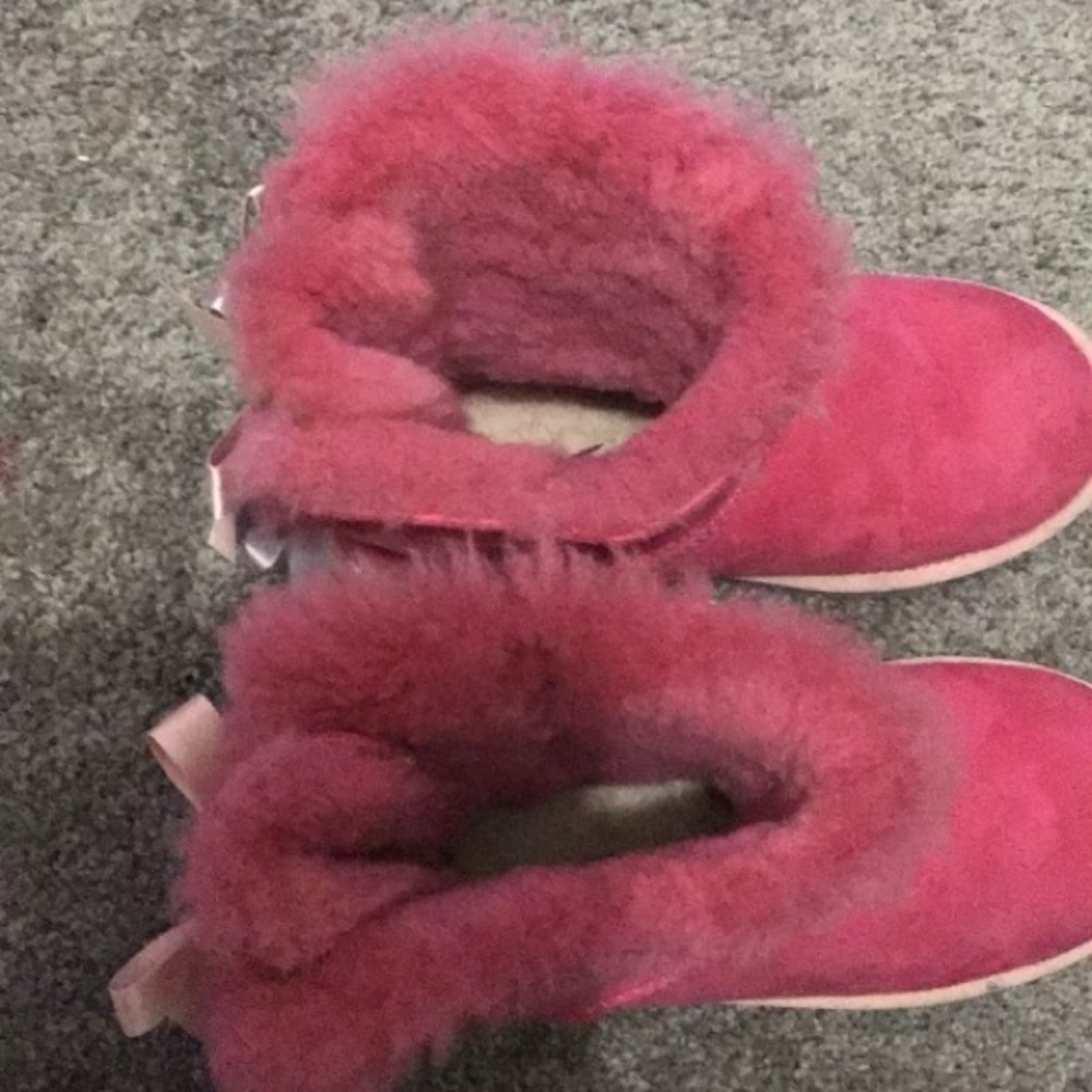 Pink UGG boots in nice condition